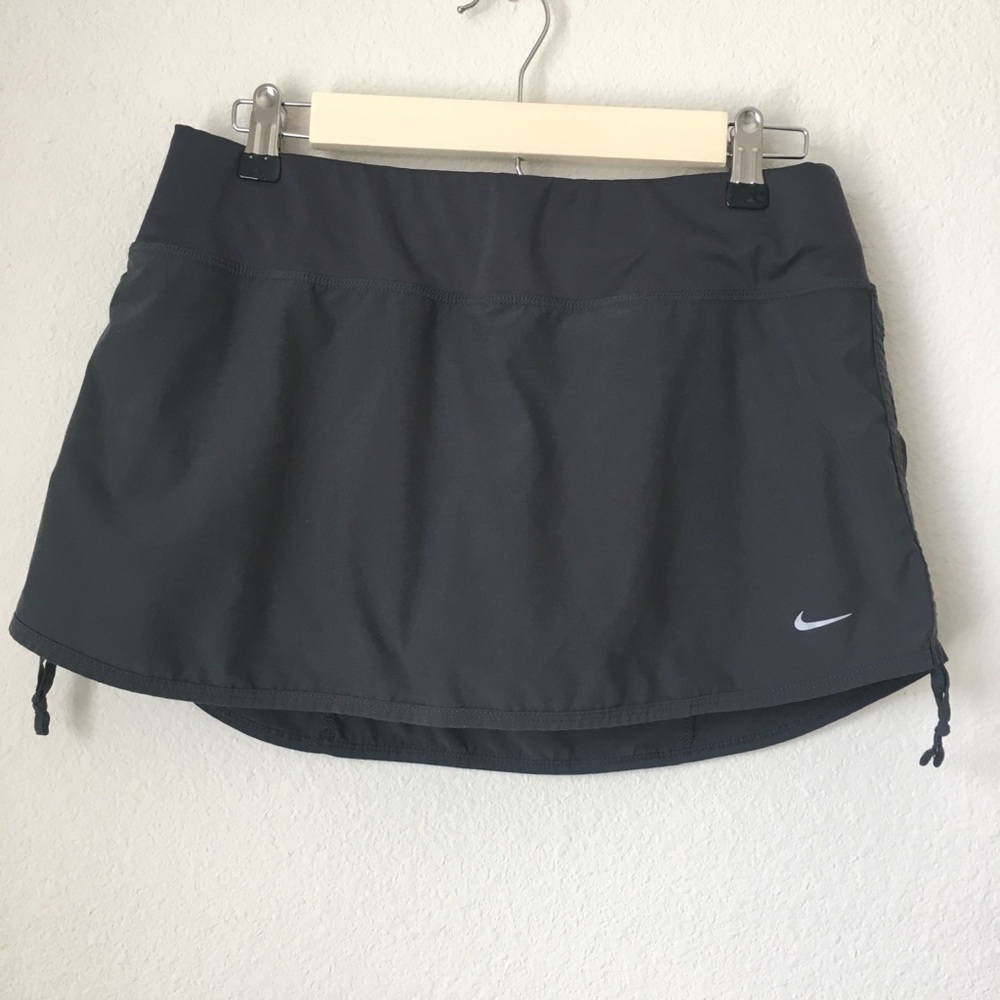 Nike Dri Fit Skort Size M